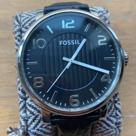 Fossil Watch - Picture 3 of 6